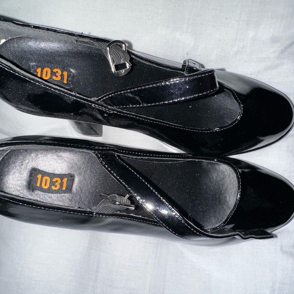 Elegant 5" Black Heels with Shiny Finish